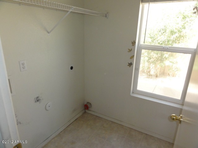 12929 West Cheery Lynn Road Avondale, AZ 85392 - Photo 19 of 24 Laundry Room