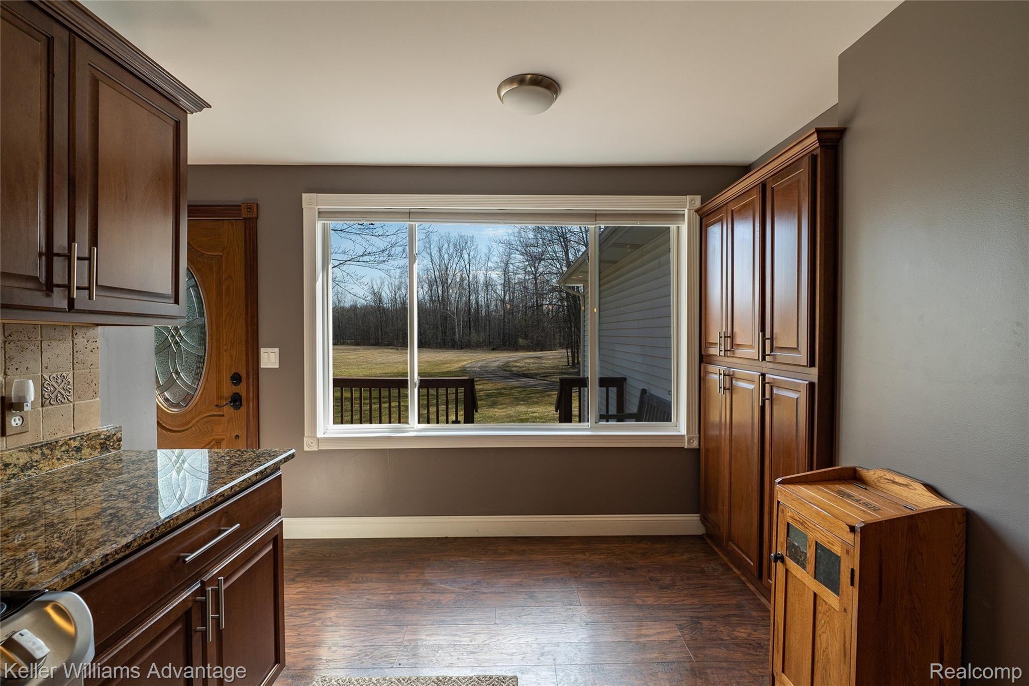 6157 East Clyde Road Howell, MI 48855 - Photo 16 of 46 EClydeRd_6157_Kitchen 4.jpg