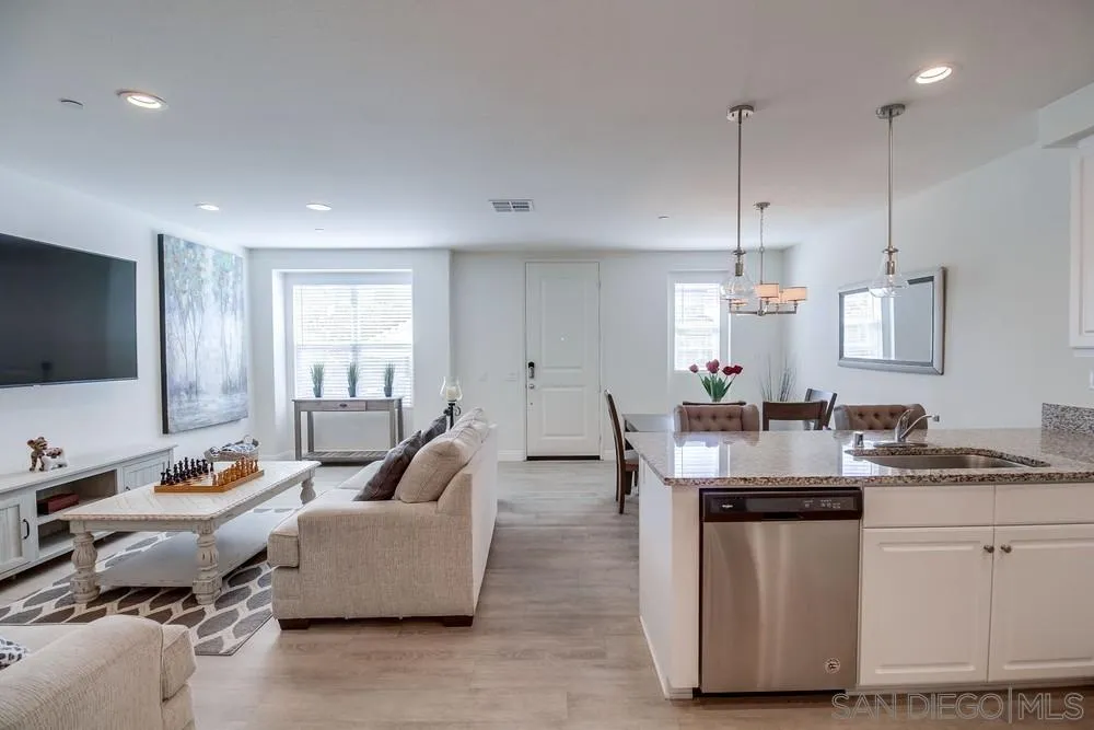 1231 Idanan Road, Unit 7 Chula Vista, CA 91913 - Photo 11 of 64 Gallery Image 11