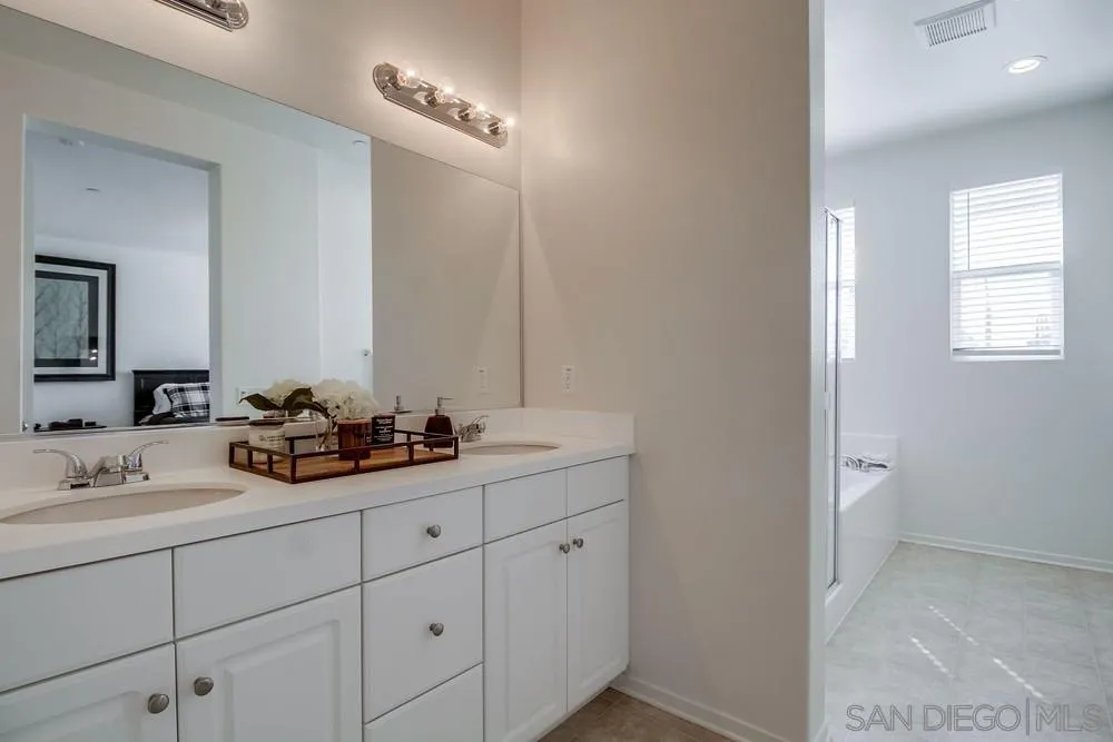 1231 Idanan Road, Unit 7 Chula Vista, CA 91913 - Photo 27 of 64 Gallery Image 27