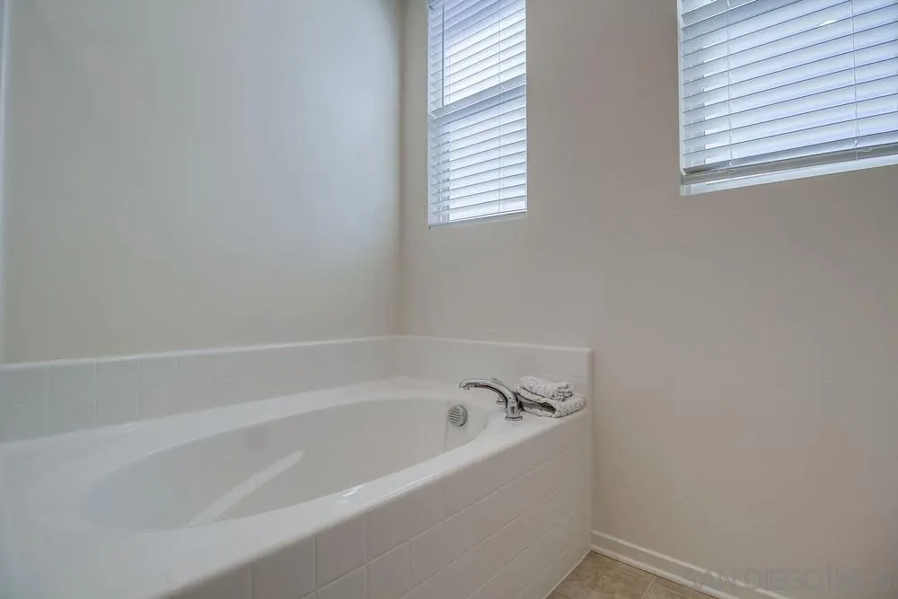 1231 Idanan Road, Unit 7 Chula Vista, CA 91913 - Photo 30 of 64 Gallery Image 30