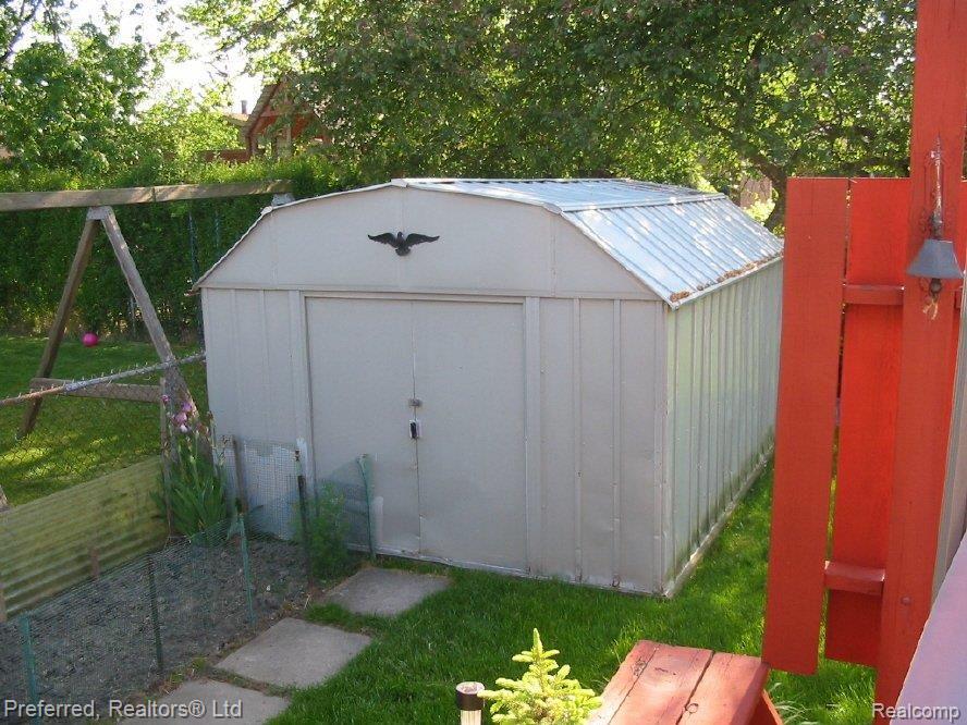 43243 Barchester Road Canton, MI 48187 - Photo 15 of 15 Shed.jpg