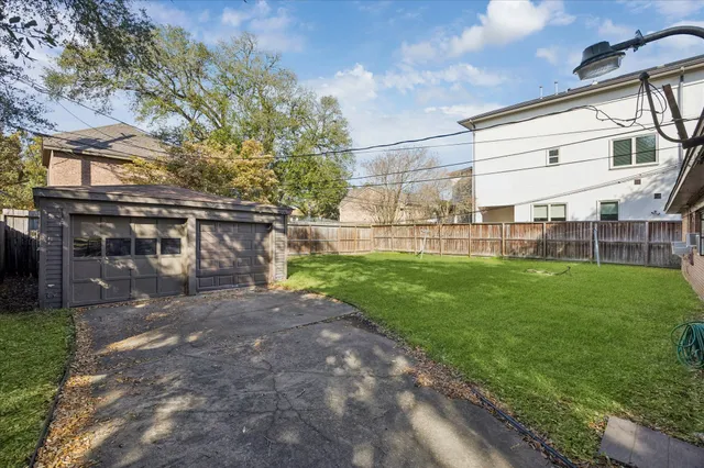 $625,000 | 4106 Aberdeen Way, Houston, TX 77025