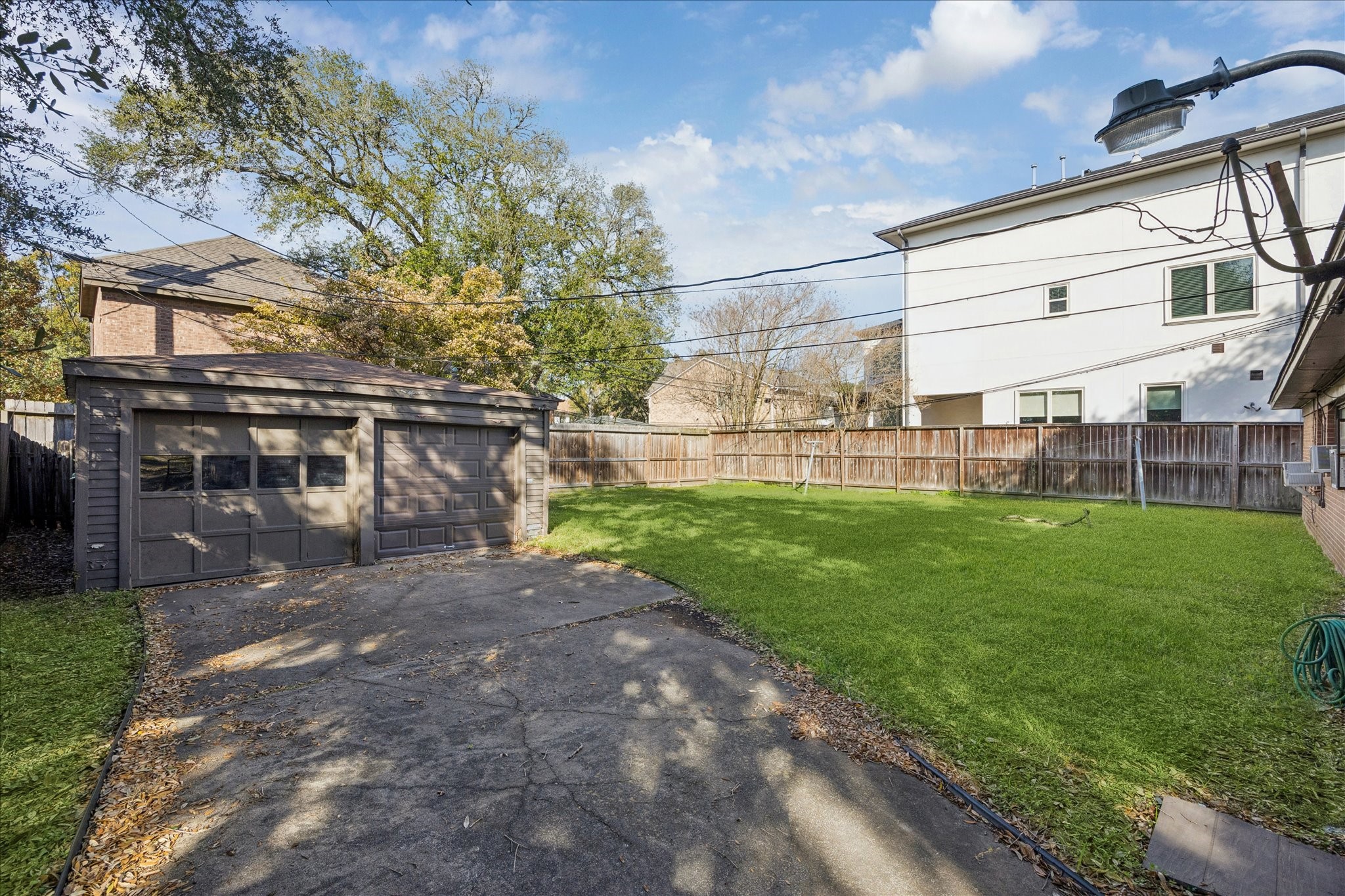 4106 Aberdeen Way Houston, TX 77025 - Photo 4 of 10