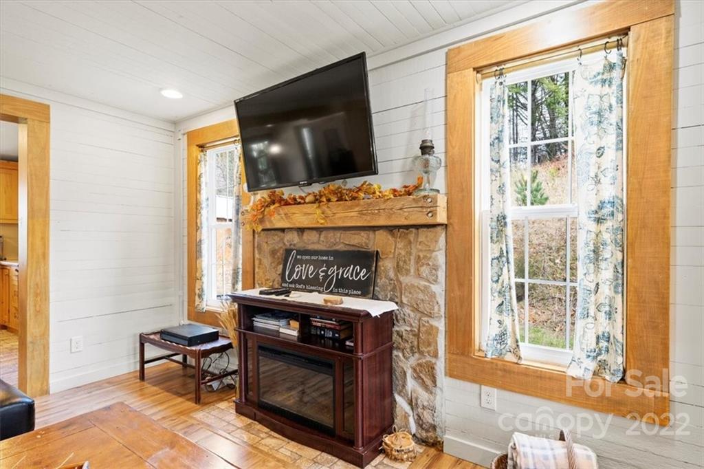823 Stillwater Road Boomer, NC 28606 - Photo 16 of 48 Gallery Image 16