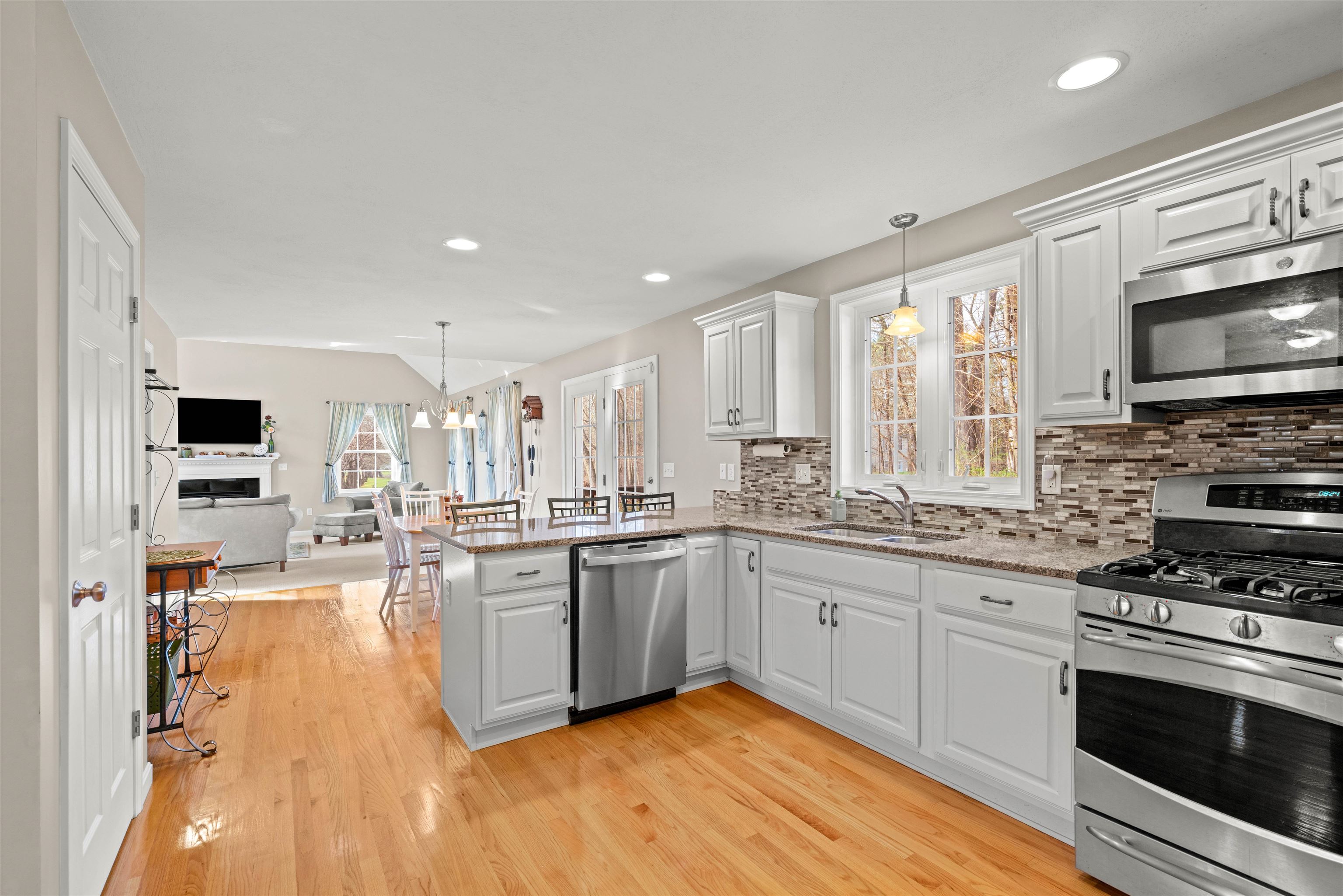 36 Maplevale Road East Kingston, NH 03827 - Photo 7 of 49 Gallery Image 7
