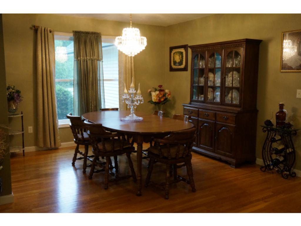 248 Whitehall Road Hooksett, NH 03106 - Photo 11 of 35
