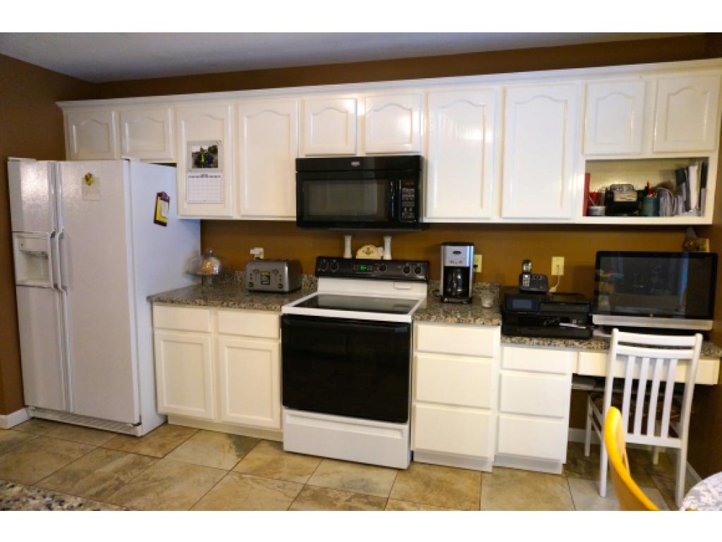 248 Whitehall Road Hooksett, NH 03106 - Photo 15 of 35