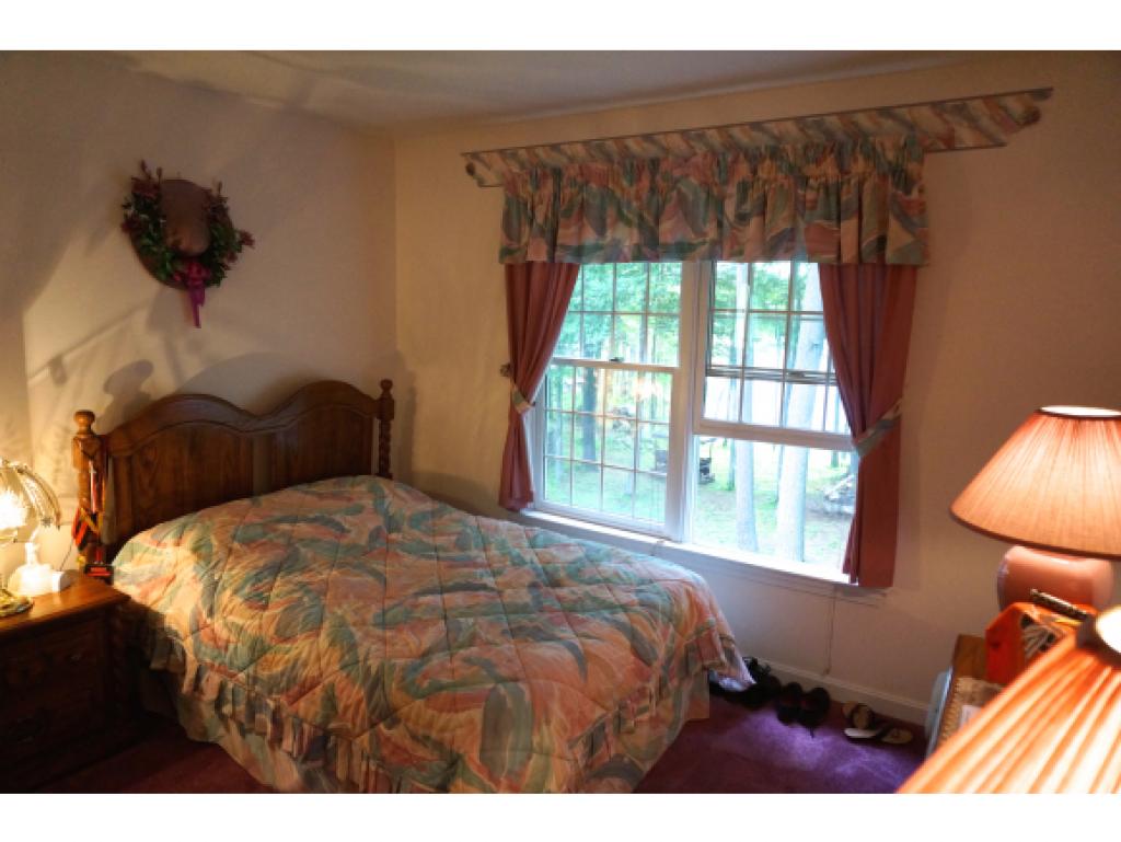 248 Whitehall Road Hooksett, NH 03106 - Photo 21 of 35