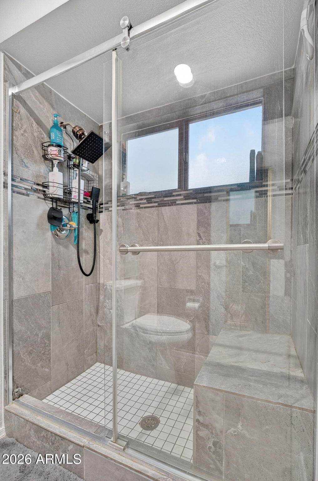 4175 East Pecan Road Phoenix, AZ 85040 - Photo 20 of 33 Primary Shower