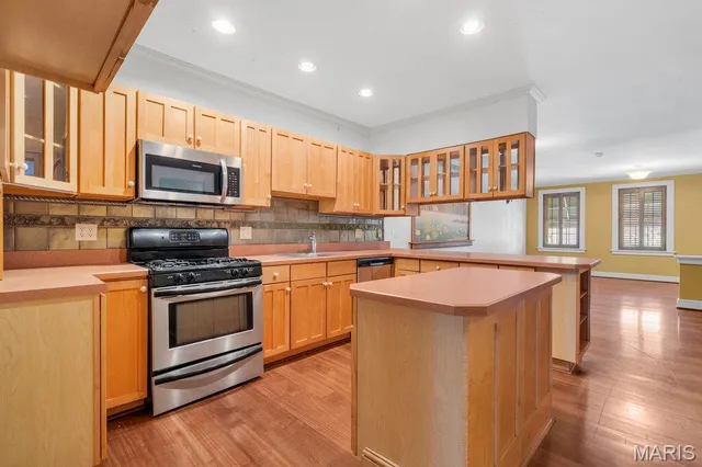 $275,000 | 3203 Ivanhoe Avenue, St. Louis, MO 63139