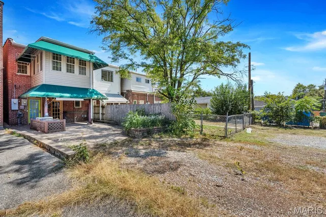 $275,000 | 3203 Ivanhoe Avenue, St. Louis, MO 63139