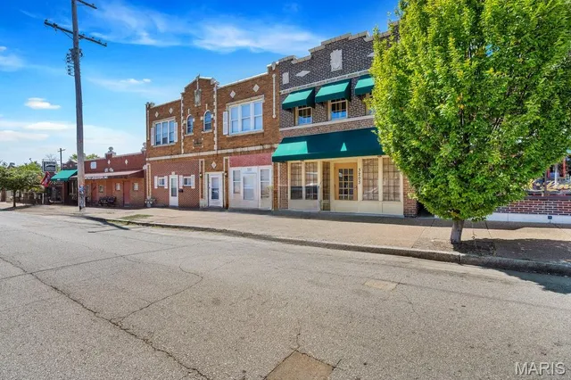 $275,000 | 3203 Ivanhoe Avenue, St. Louis, MO 63139