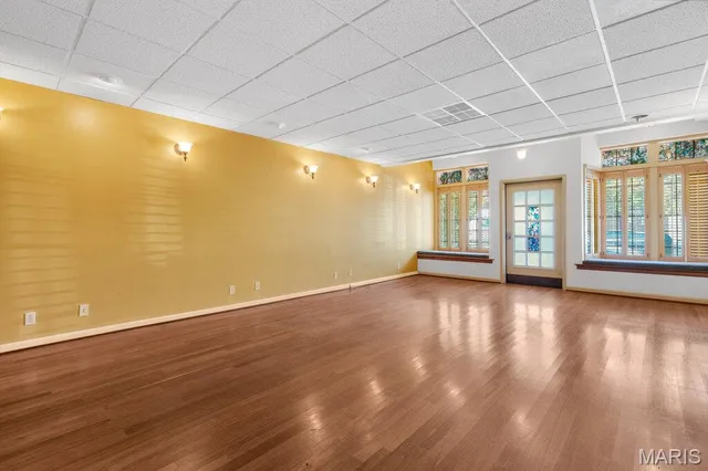 $275,000 | 3203 Ivanhoe Avenue, St. Louis, MO 63139