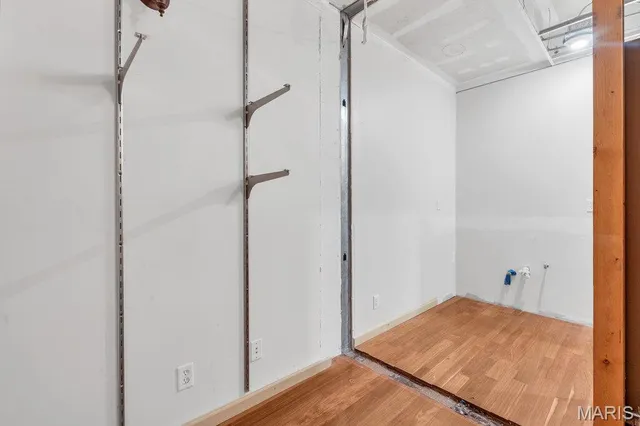 $275,000 | 3203 Ivanhoe Avenue, St. Louis, MO 63139