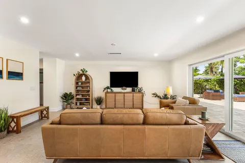 $14,000 | 1070 Marble Way, Boca Raton, FL 33432