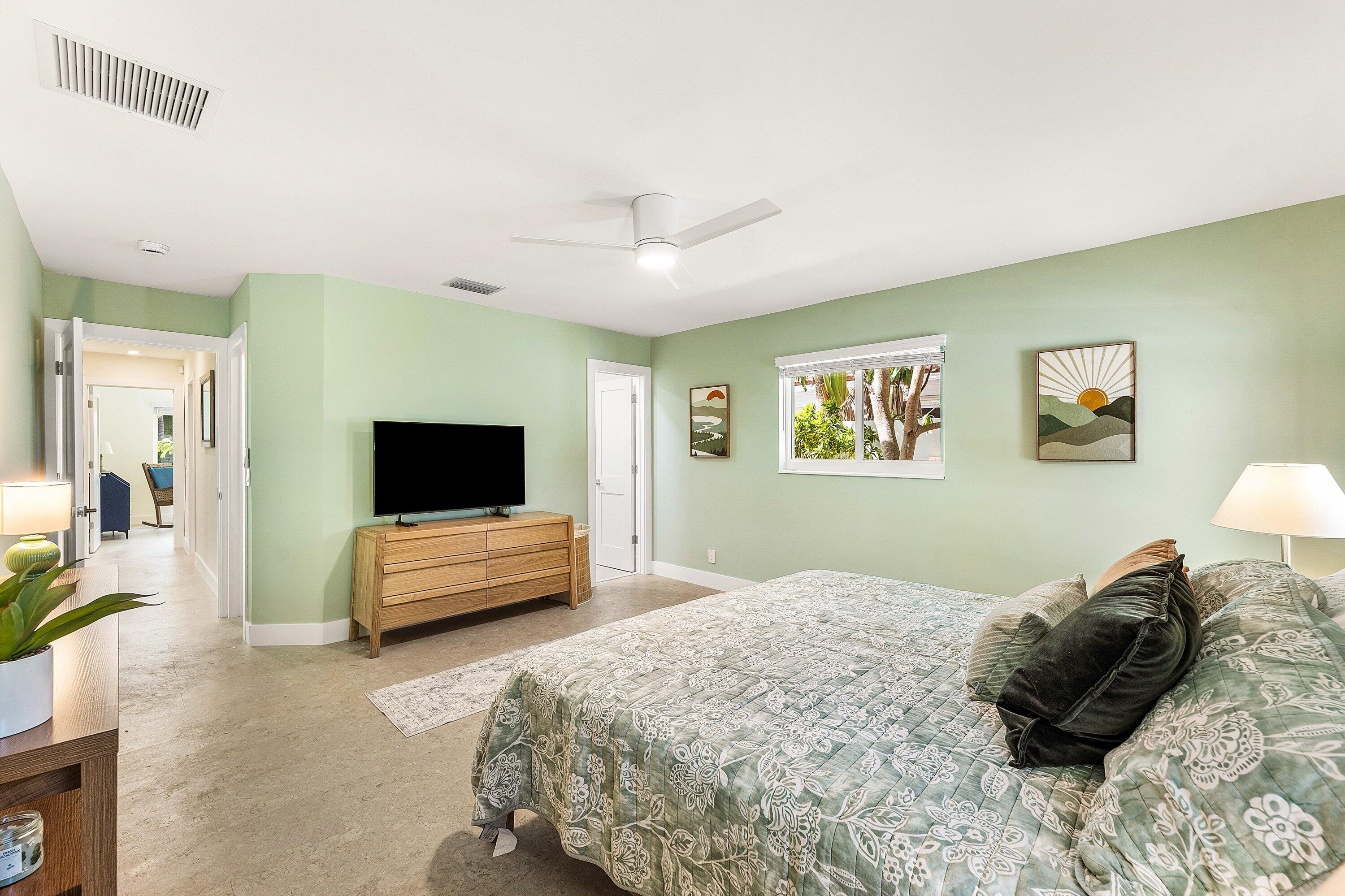 1070 Marble Way Boca Raton, FL 33432 - Photo 19 of 39 Primary