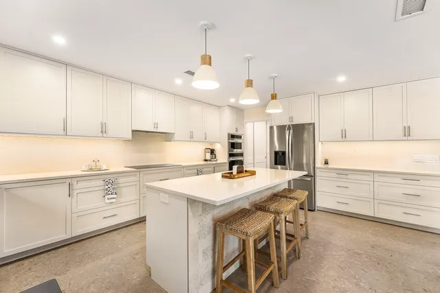 $14,000 | 1070 Marble Way, Boca Raton, FL 33432