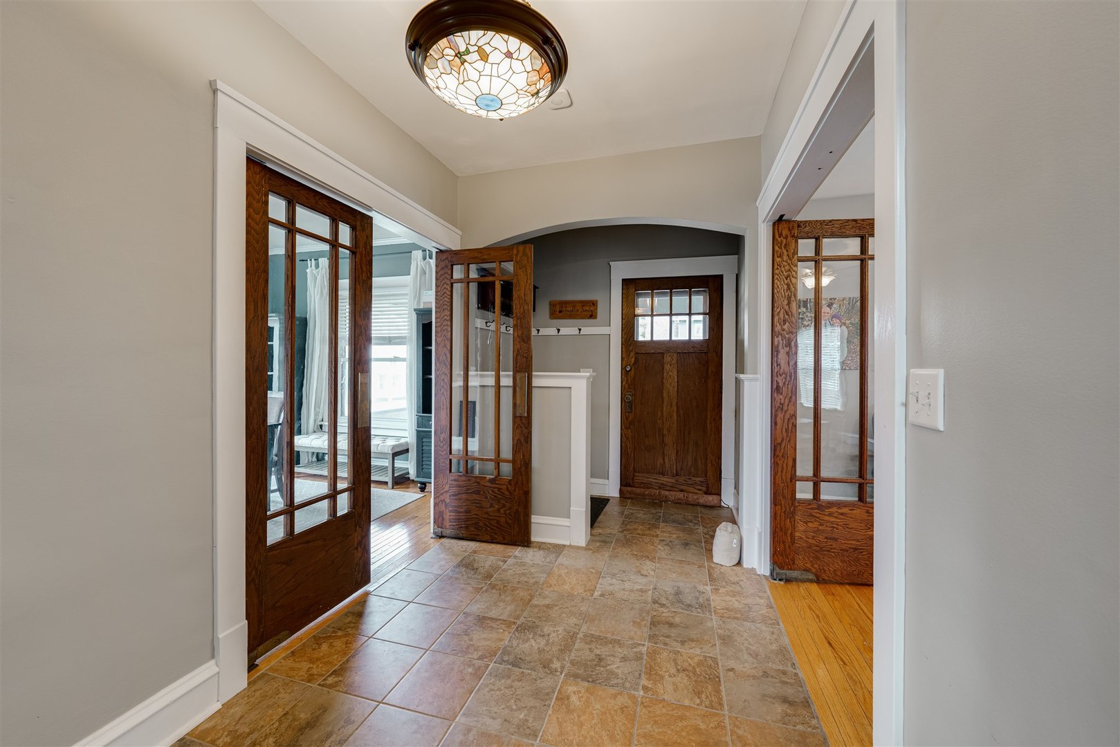 58 White Place Bloomington, IL 61701 - Photo 5 of 38