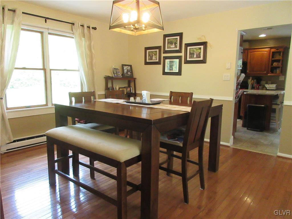 953 Powder Mill Road Bethlehem, PA 18017 - Photo 14 of 33 Hardwood floors