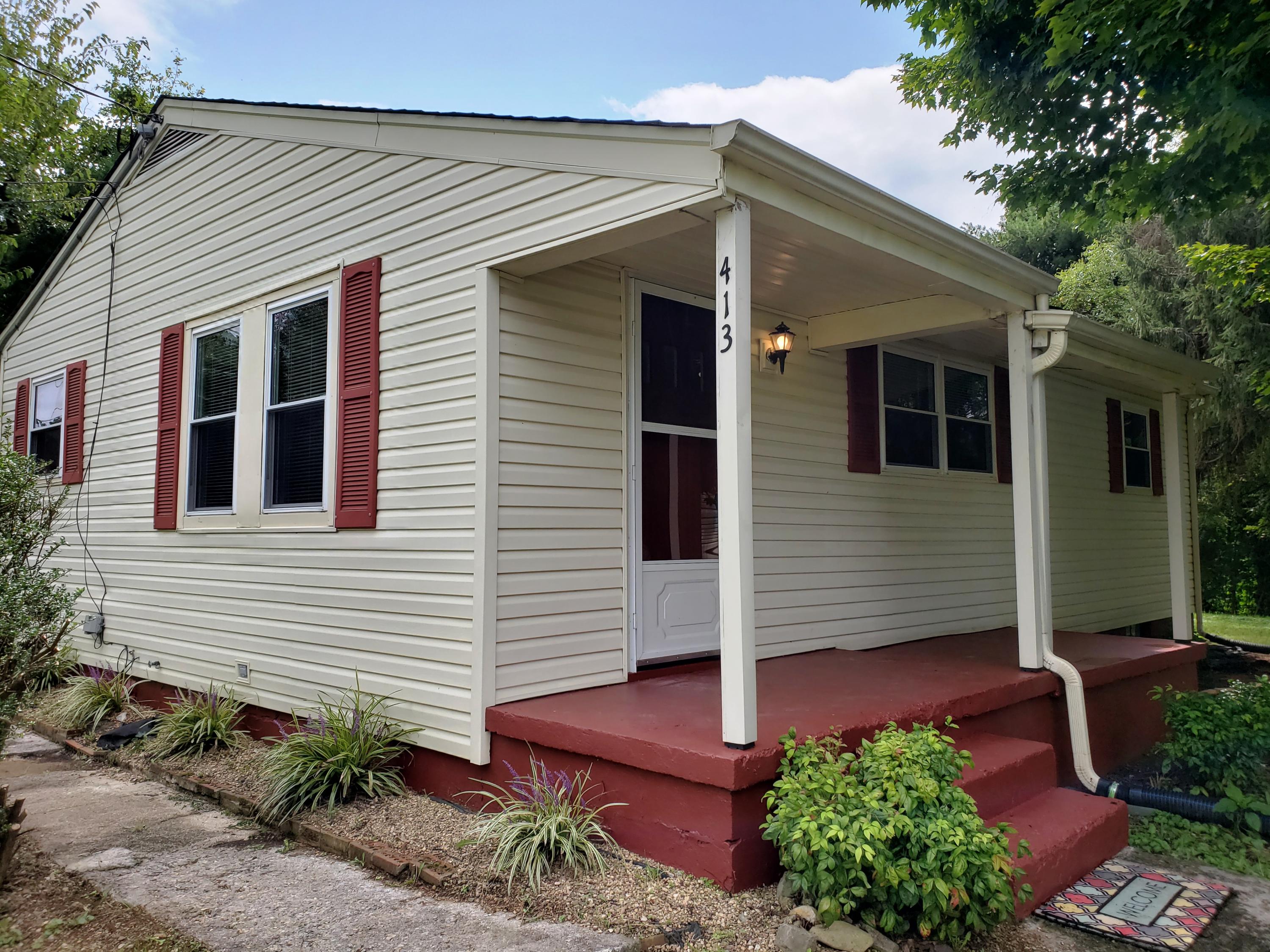 413 Raleigh Avenue Vinton, VA 24179 - Photo 1 of 21 View of Property