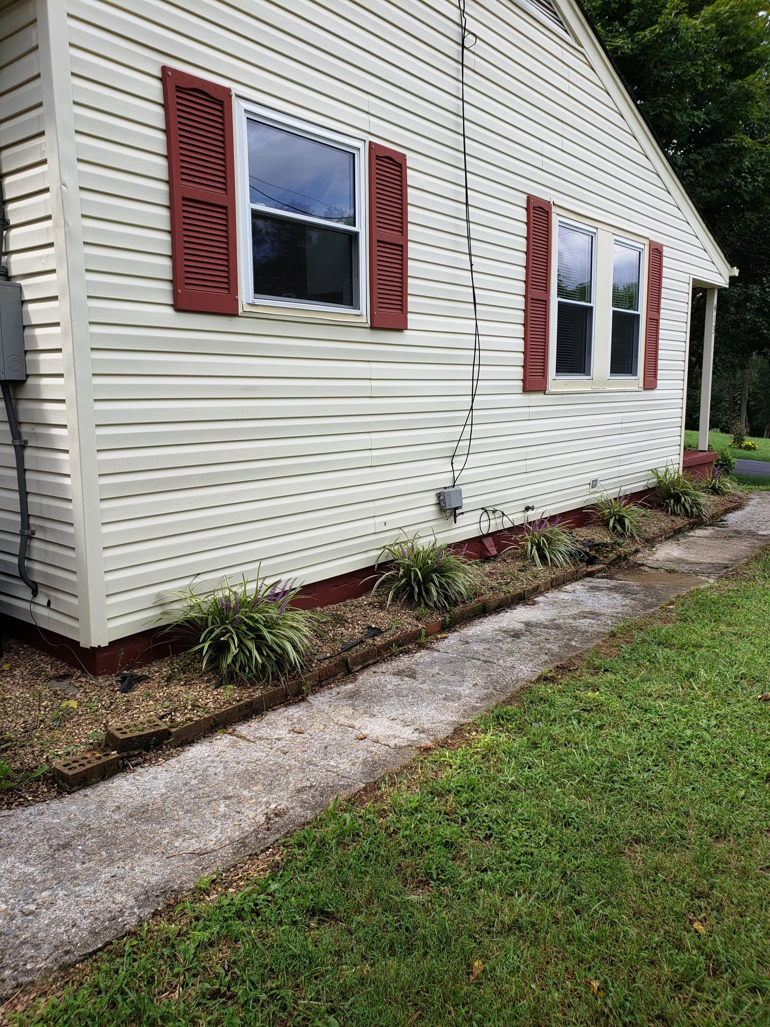 413 Raleigh Avenue Vinton, VA 24179 - Photo 20 of 21 Front 2