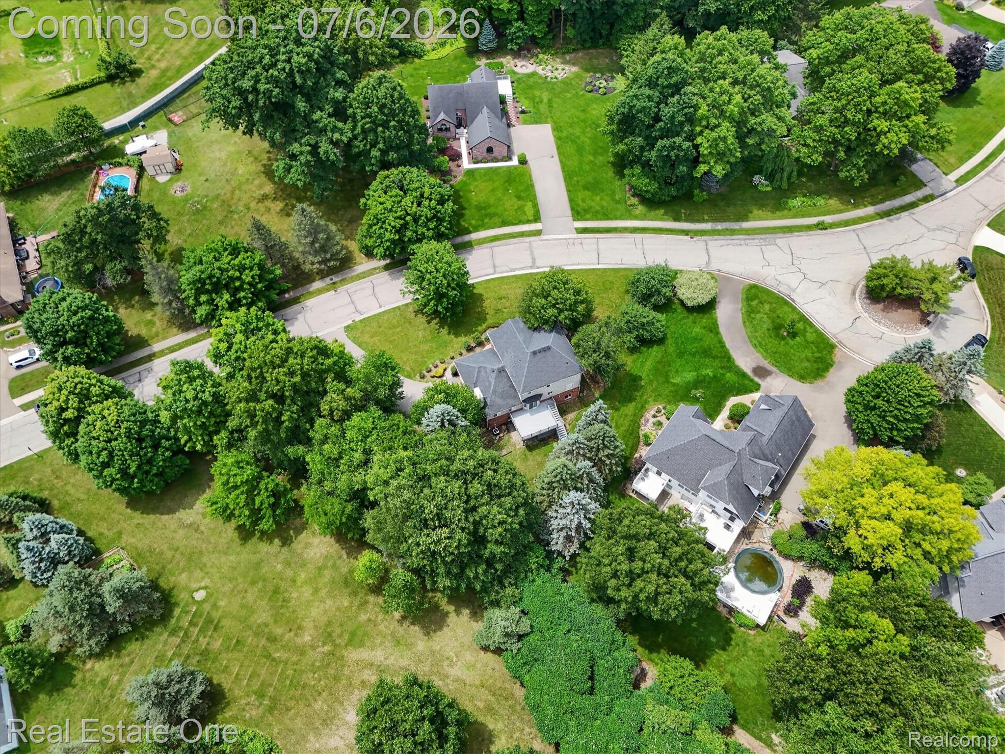 9610 Forest Ridge Drive Clarkston, MI 48348 - Photo 67 of 77 74-9610-Forest-Ridge-Dr-Village-of-Clarkston-MI-48348-WindowStill.jpg