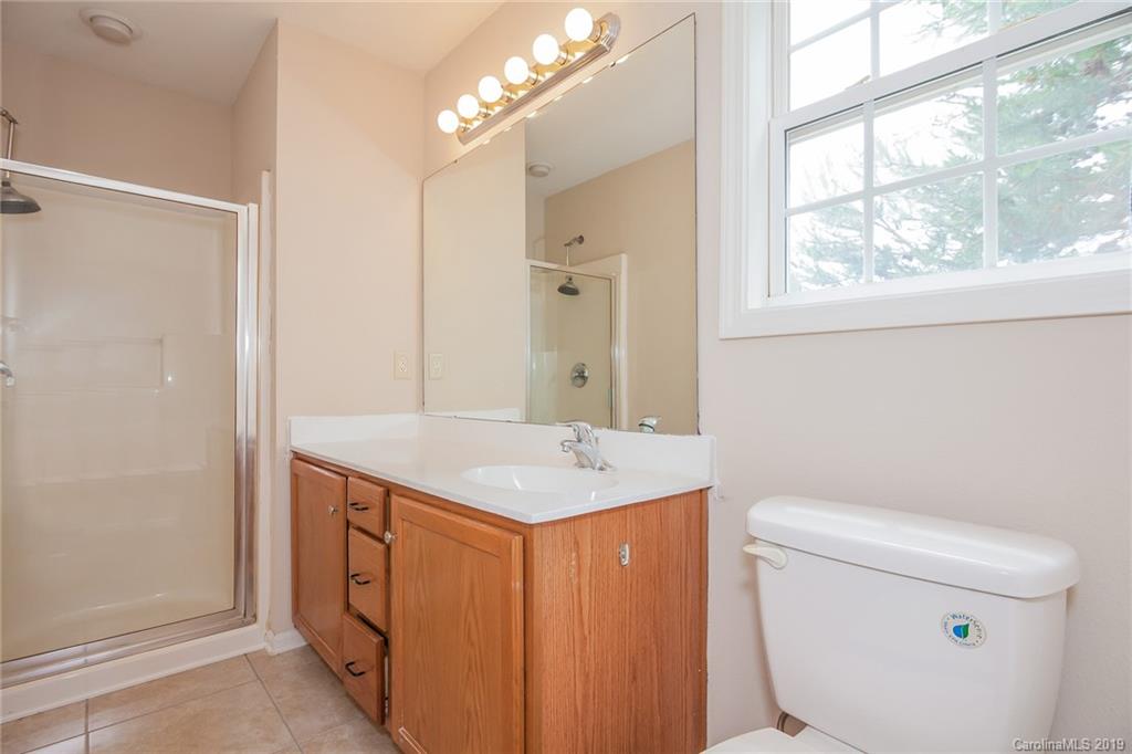 6116 Raisin Tree Lane Charlotte, NC 28215 - Photo 18 of 25 Gallery Image 18