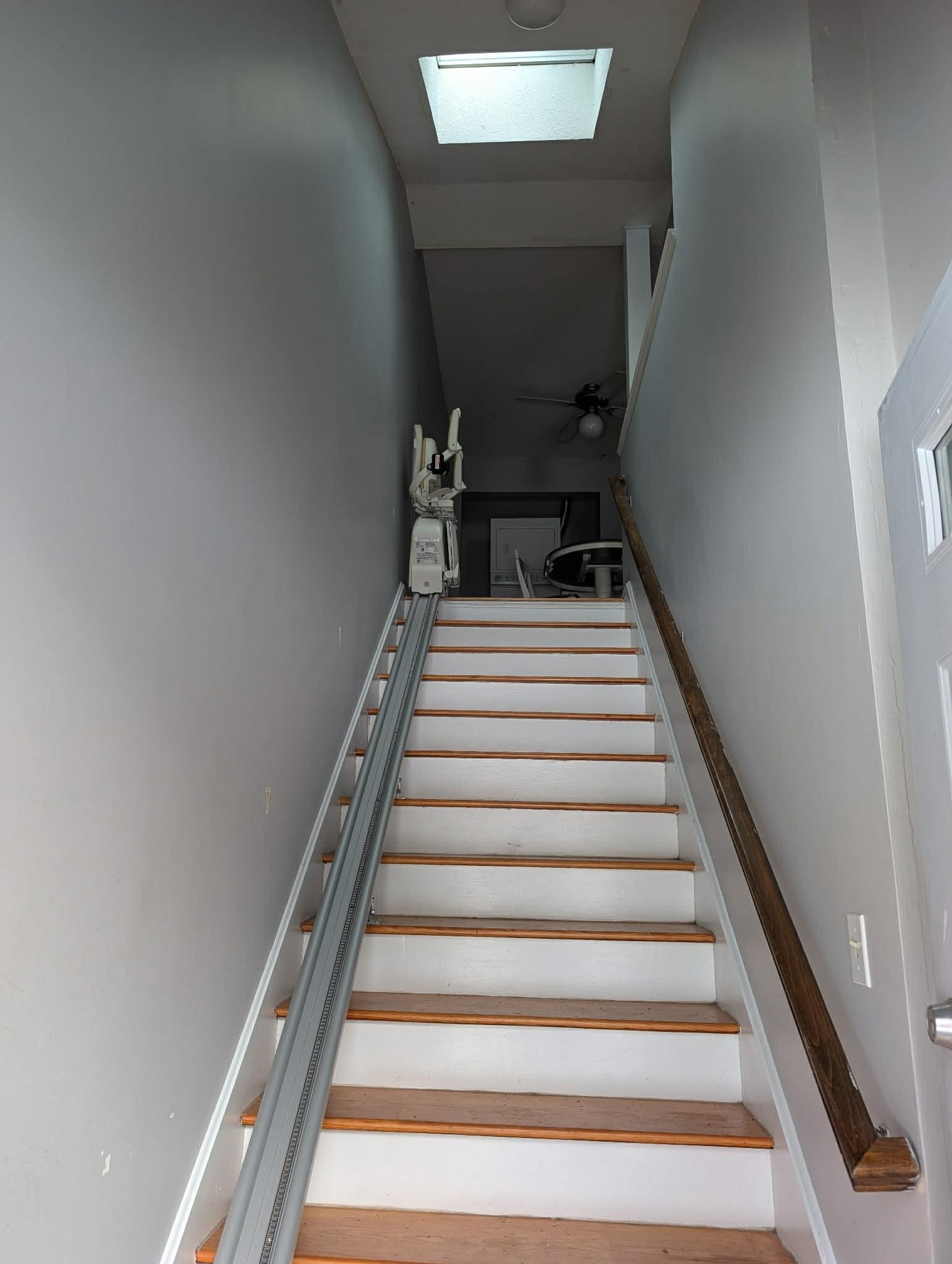 414 Spring Brook Circle Portsmouth, NH 03801 - Photo 3 of 44