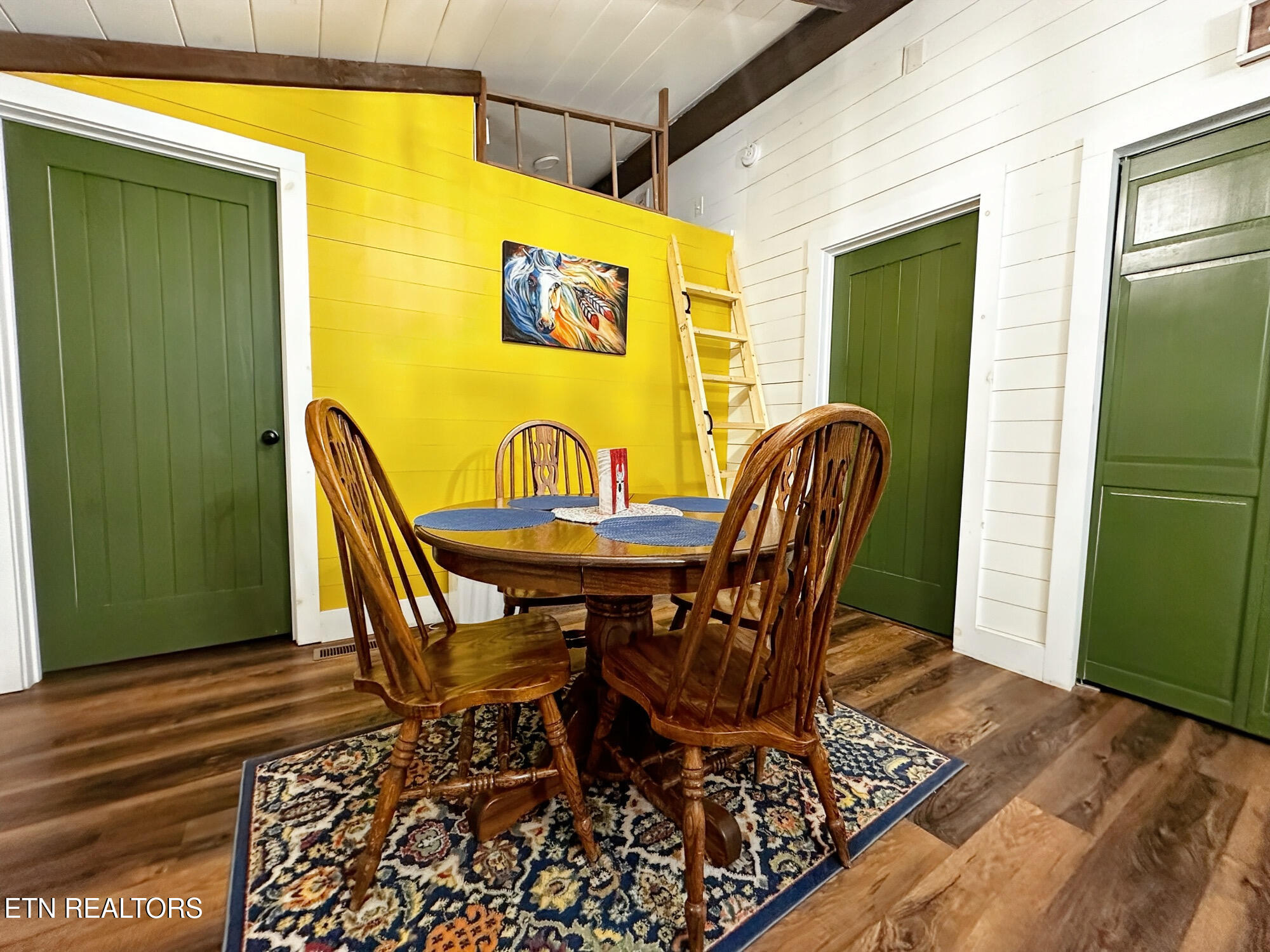 576 Mill Creek Road Pigeon Forge, TN 37863 - Photo 17 of 31 Dining and loft