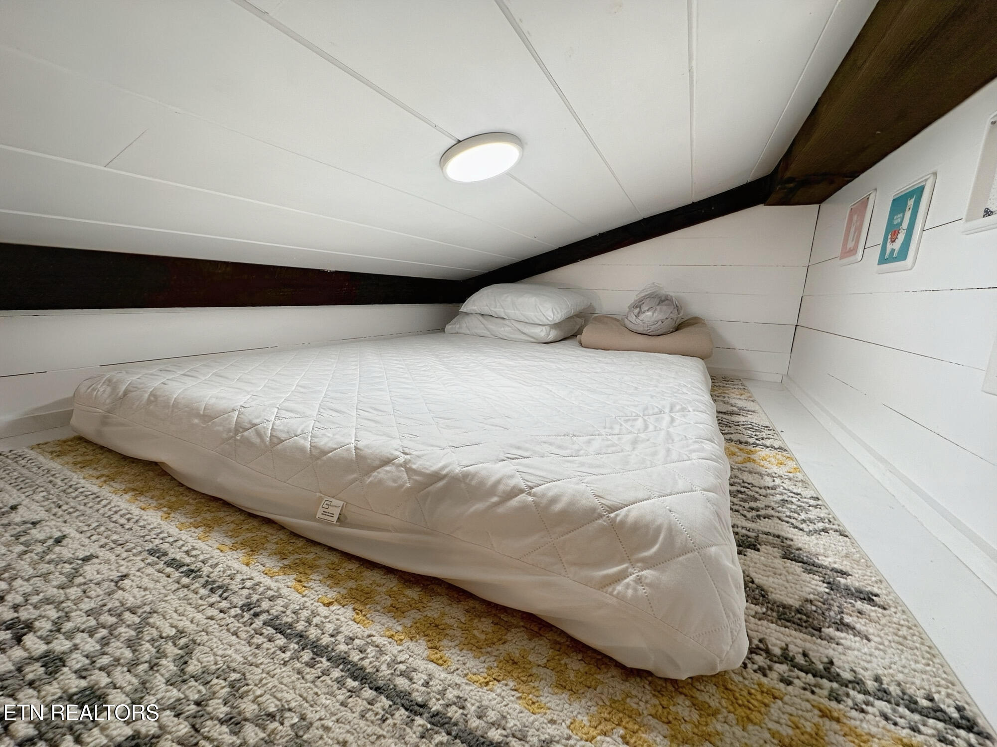 576 Mill Creek Road Pigeon Forge, TN 37863 - Photo 18 of 31 Loft sleeping area