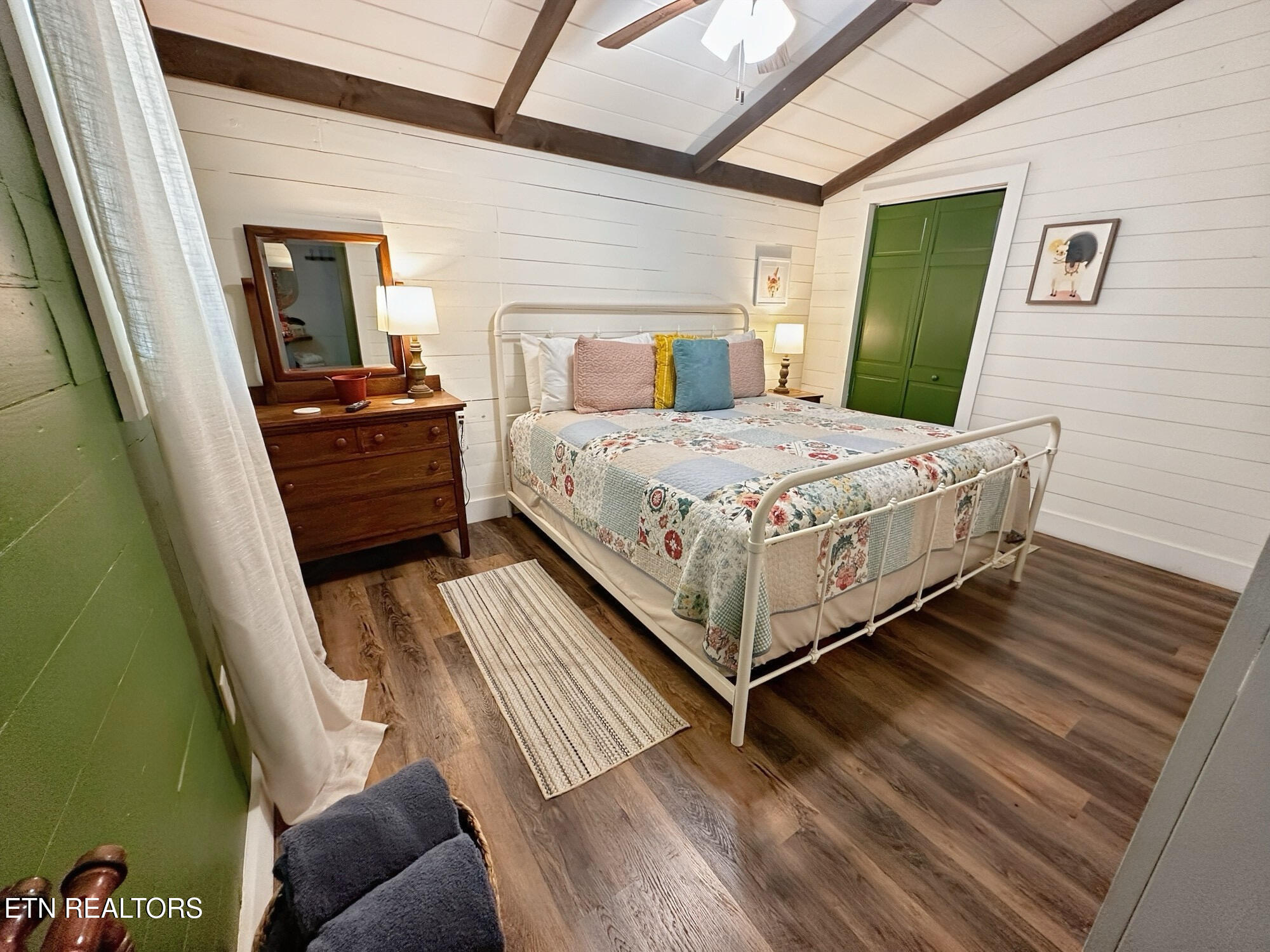 576 Mill Creek Road Pigeon Forge, TN 37863 - Photo 25 of 31 Bedroom 2