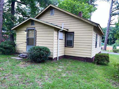 108 Hazelwood Avenue Rockingham, NC 28379 - Photo 4 of 8 108 Hazelwood Ave Back Pic