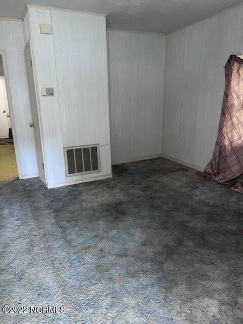 108 Hazelwood Avenue Rockingham, NC 28379 - Photo 6 of 8 108 Hazelwood Ave-Living Room Pt 2