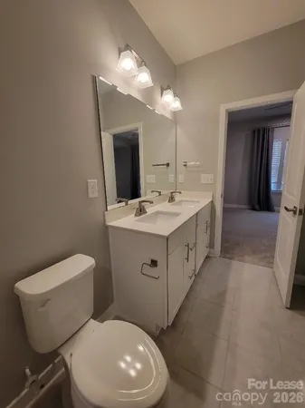 $2,950 | 3633 South Tryon Street, Charlotte, NC 28217