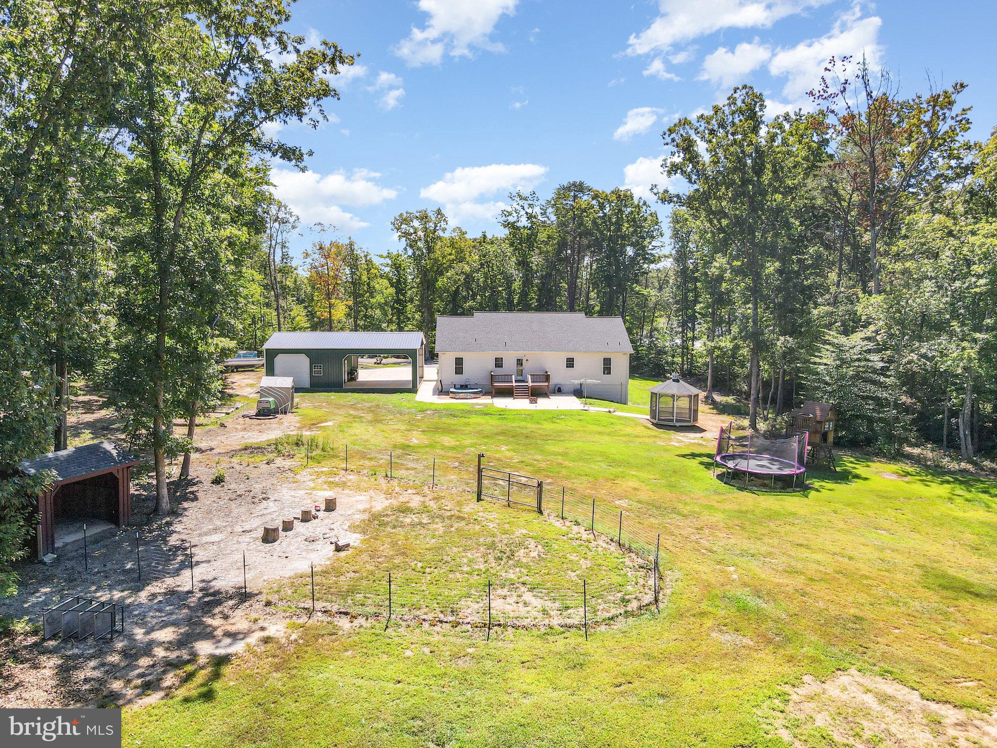 5428 Ridge Road Spotsylvania, VA 22551 - Photo 6 of 63 Backyard with animal pen
