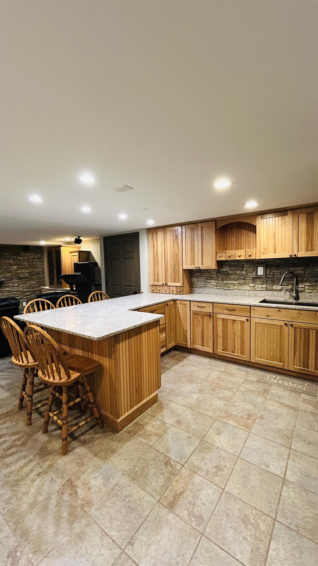 2924 Guilford Road Rockford, IL 61107 - Photo 33 of 46 Gallery Image 33