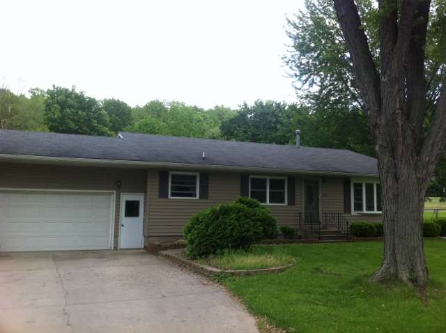 200 3rd Avenue Hampton, IL 61256 - Photo 1 of 14 Gallery Image 1