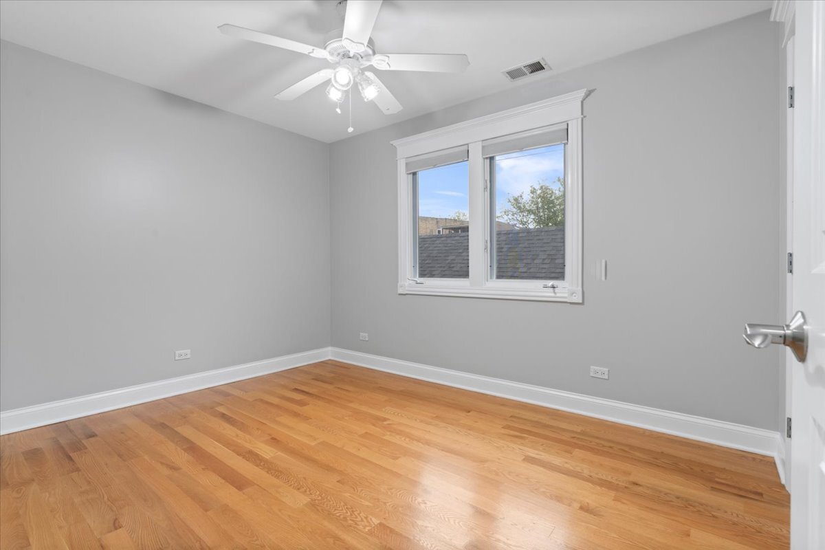 4340 North St Louis Avenue Chicago, IL 60618 - Photo 25 of 47