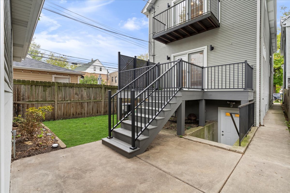 4340 North St Louis Avenue Chicago, IL 60618 - Photo 37 of 47