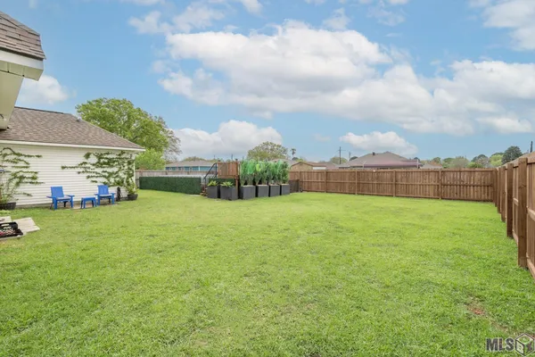 $289,000 | 3887 Cane Rdg Drive, Addis, LA 70710