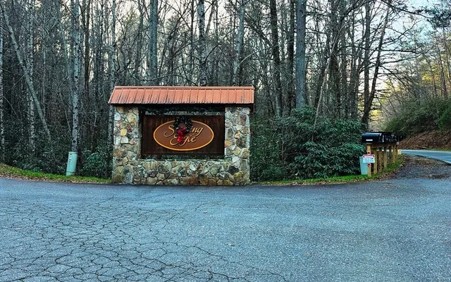 $27,900 | 270 Cornerstone, Murphy, NC 28906