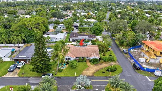 $1,950,000 | 903 Southwest 28th Avenue, Boynton Beach, FL 33435
