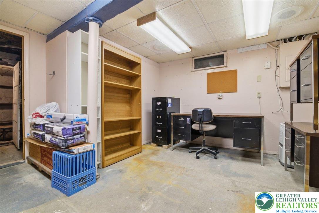 286 Oak Road Bangor, PA 18013 - Photo 40 of 67 Gallery Image 40