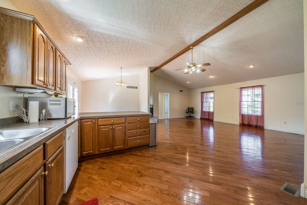 51 B Warsaw Road Dry Ridge, KY 41035 - Photo 12 of 39