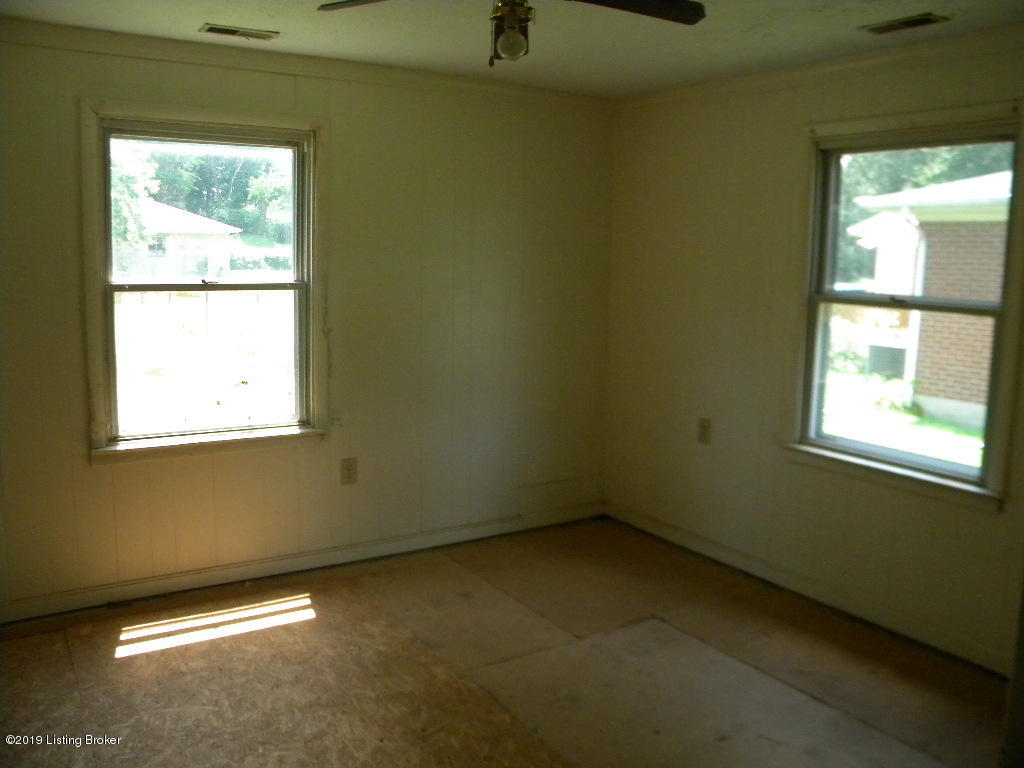 2012 Granger Road Fairdale, KY 40118 - Photo 6 of 6 DSCN9987