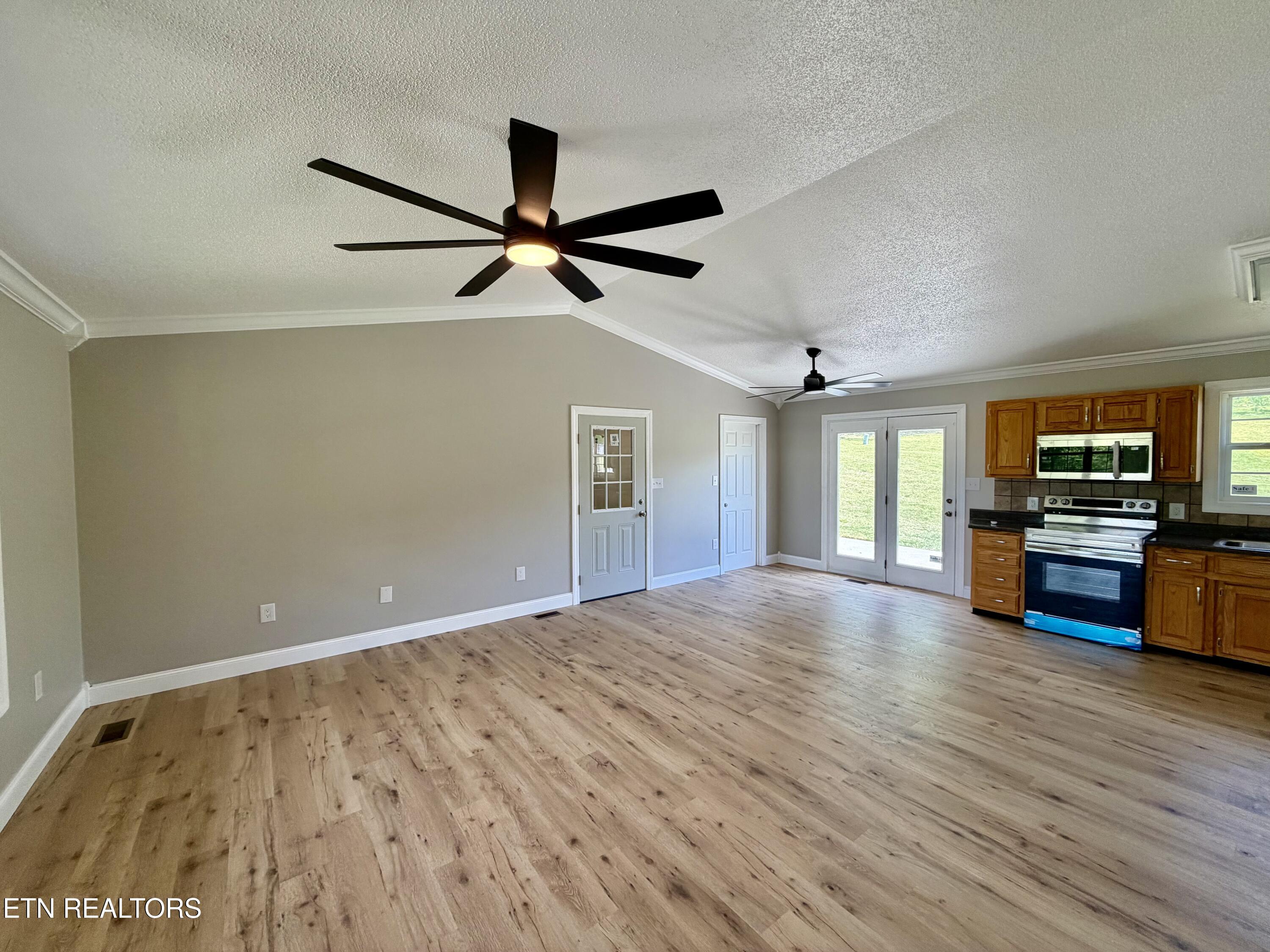 280 Baldwin Hill Road Tazewell, TN 37879 - Photo 12 of 29 IMG_3403