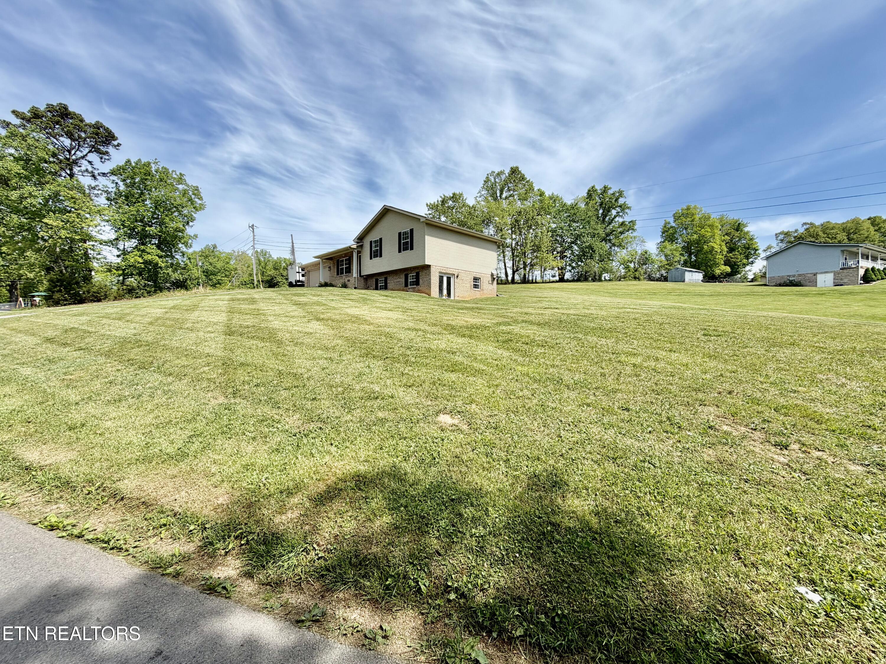280 Baldwin Hill Road Tazewell, TN 37879 - Photo 7 of 29 IMG_3437