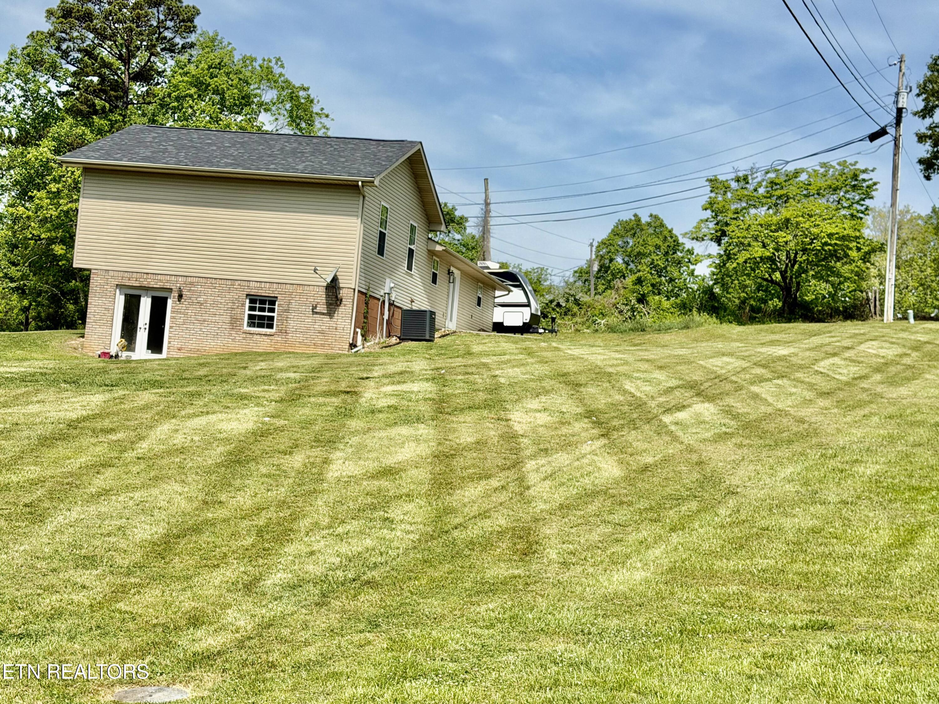 280 Baldwin Hill Road Tazewell, TN 37879 - Photo 8 of 29 IMG_3440