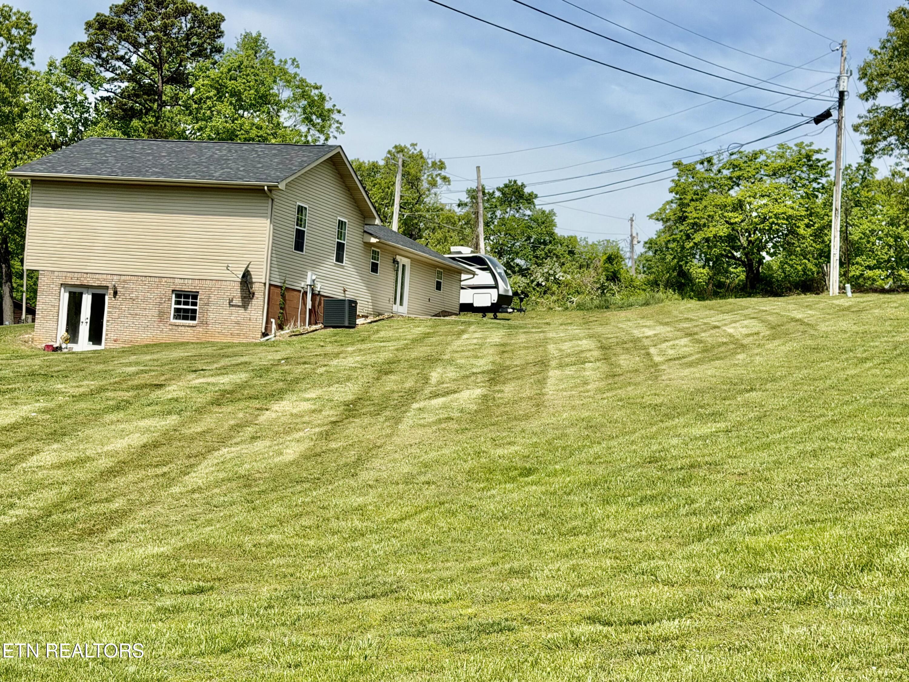280 Baldwin Hill Road Tazewell, TN 37879 - Photo 9 of 29 IMG_3441